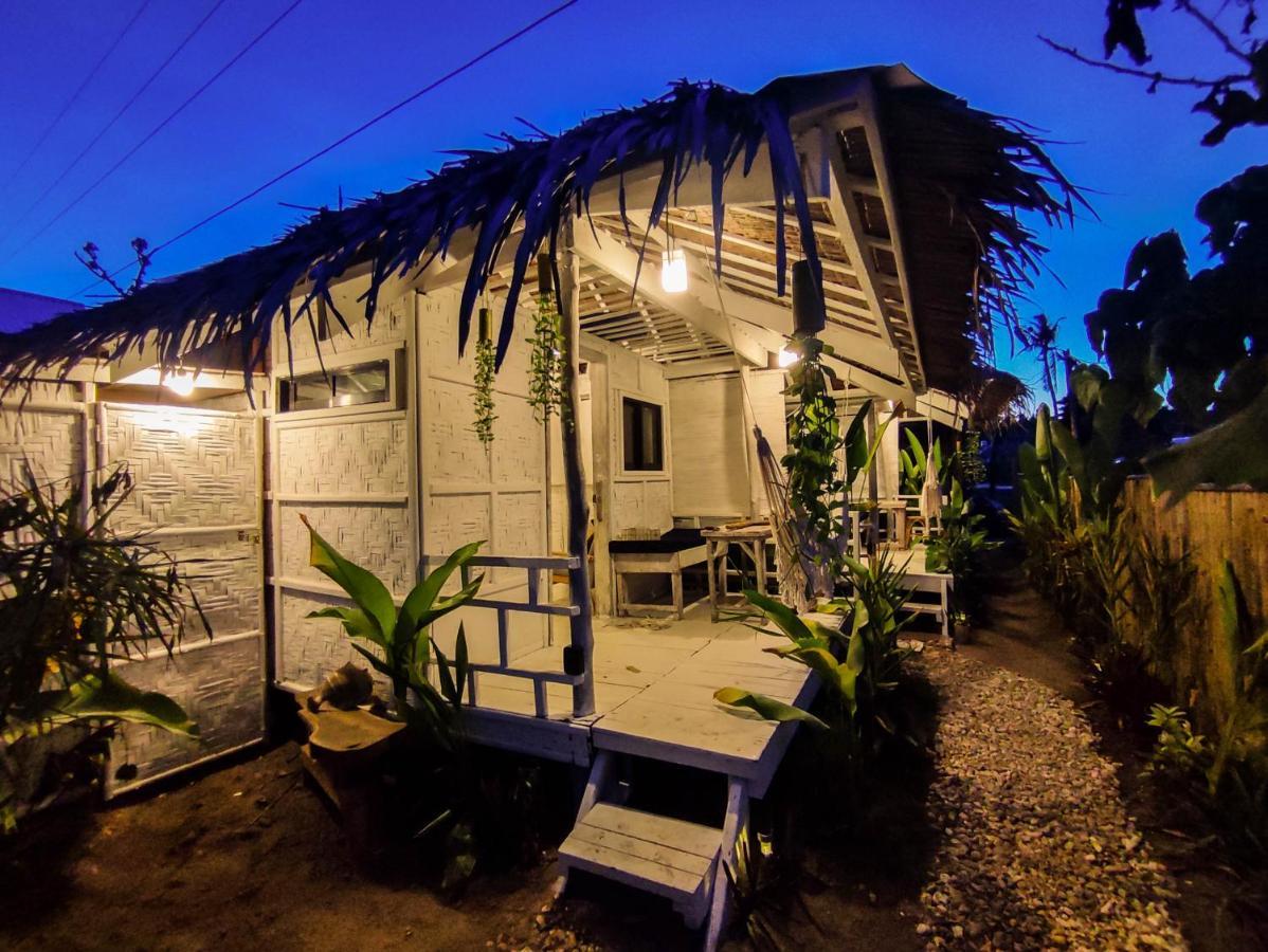 The Surf Shacks - Beach House, Aircon, Fast Wifi General Luna  Exterior foto