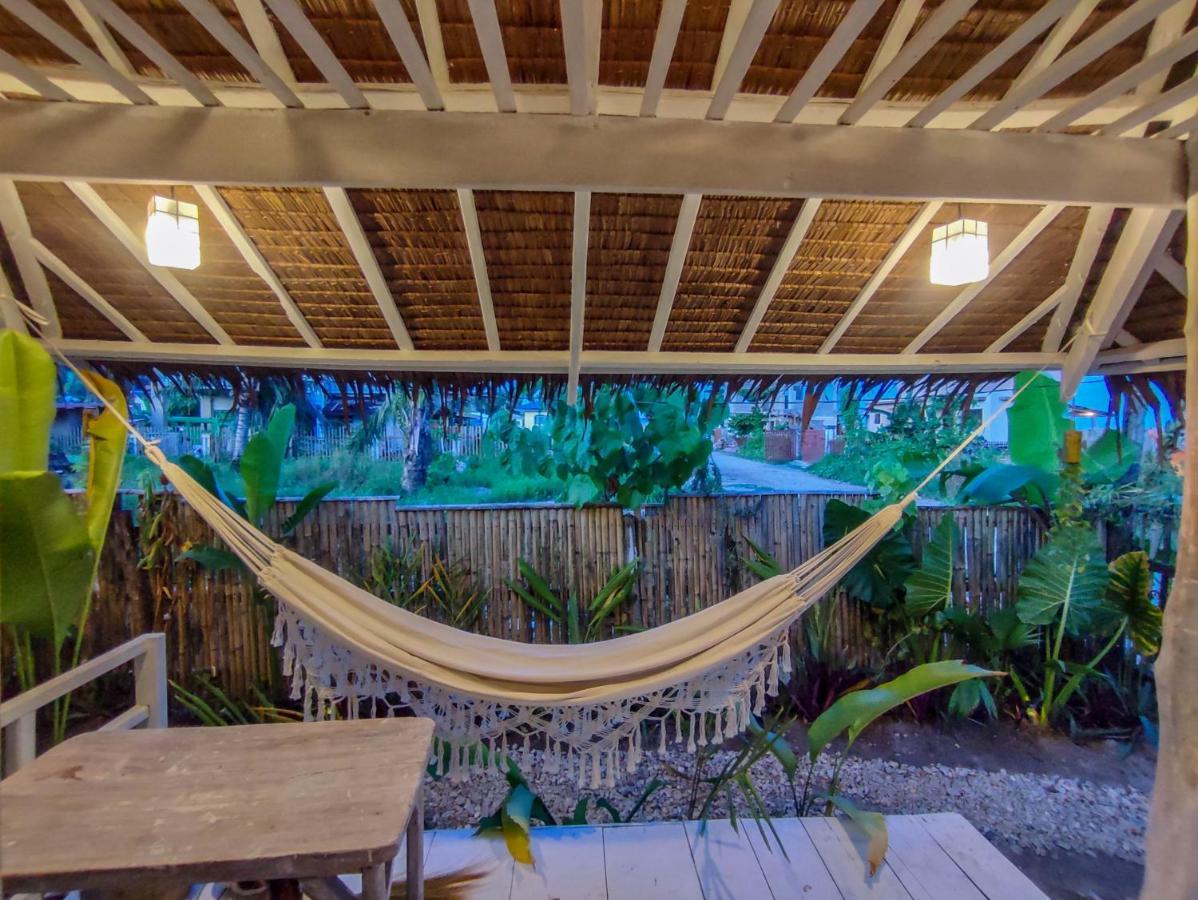 The Surf Shacks - Beach House, Aircon, Fast Wifi General Luna  Exterior foto